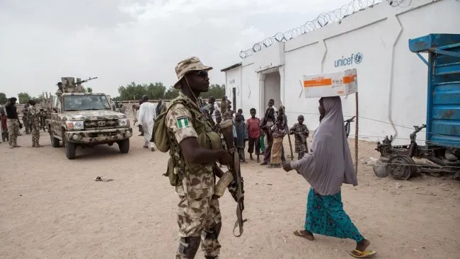 Tấn công trường học ở Uganda, ít nhất 25 người chết 1