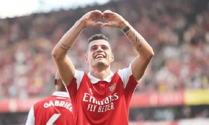 Xhaka rất được các fan Arsenal yêu mến. Ảnh: Internet