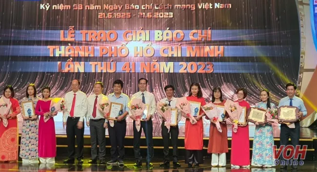 Đài TNND TPHCM (VOH) đoạt 6 Giải Báo chí TPHCM lần thứ 41 1