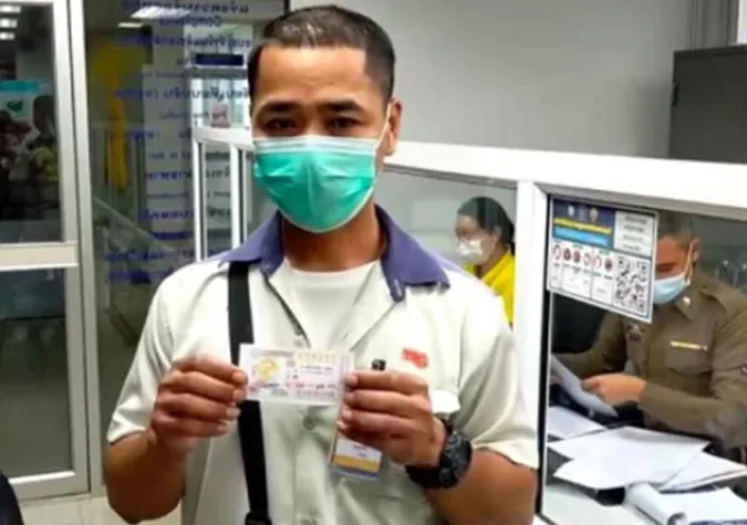 Chàng trai nghèo đổi đời nhờ tấm vé số mang ngày sinh của người yêu cũ 1