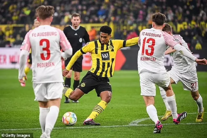 Bellingham có khả năng tấn công ấn tượng ở đội bóng cũ Dortmund. Ảnh: Getty Images