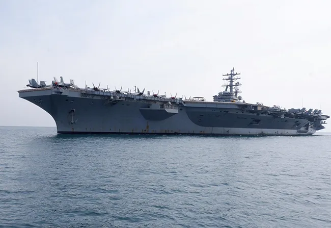 Tàu sân bay USS Ronald Reagan 