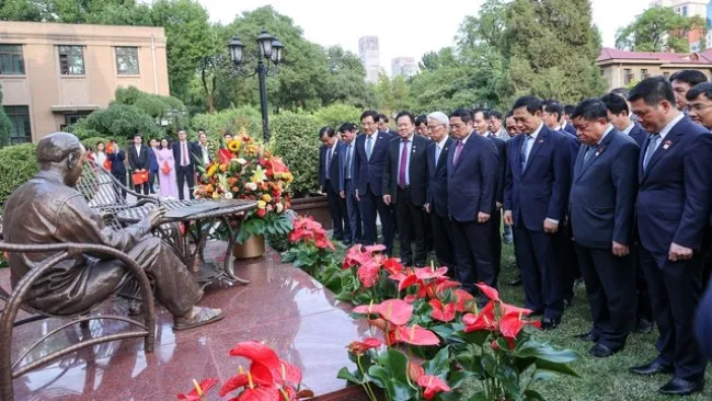 Thủ tướng: Cộng đồng người Việt Nam tại Trung Quốc là cầu nối trong quan hệ Việt – Trung 1