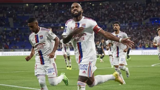 Alexandre Lacazette và Tête cũng có hiệu suất nổ súng ấn tượng trong mùa 2022/23 - Ảnh: Internet