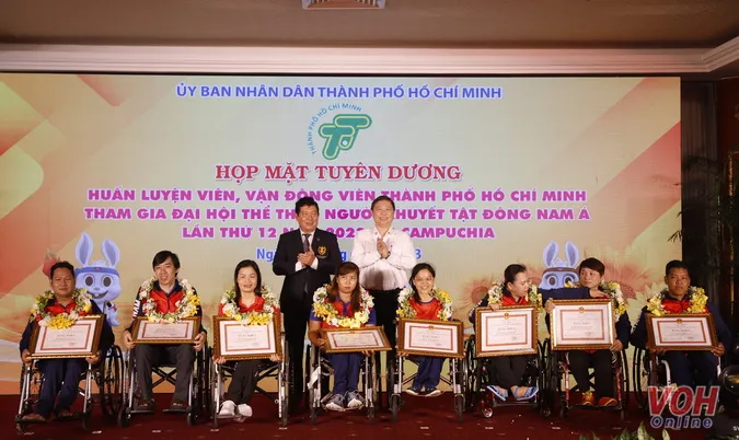 TPHCM tuyên dương, khen thưởng HLV, VĐV xuất sắc tại ASEAN Para Games 12