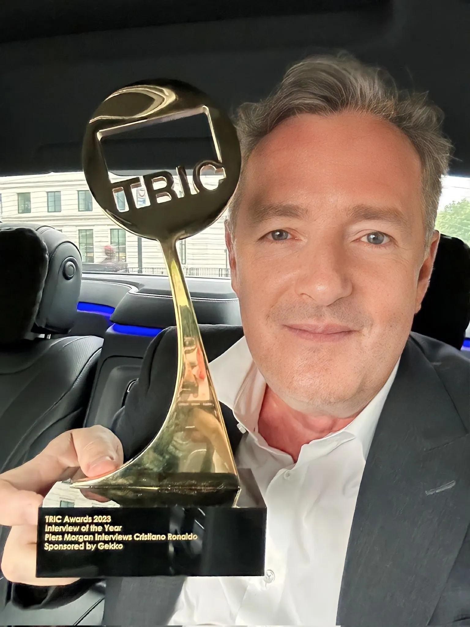 Piers Morgan và giải thưởng của mình