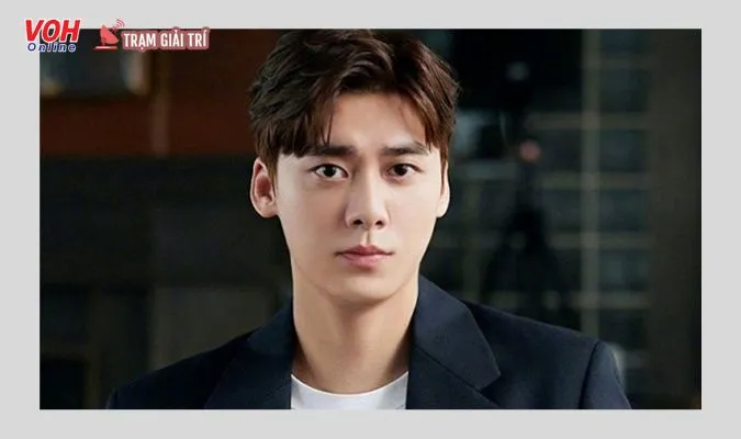 Điểm danh những gương mặt đại sứ thị phi của Prada 2