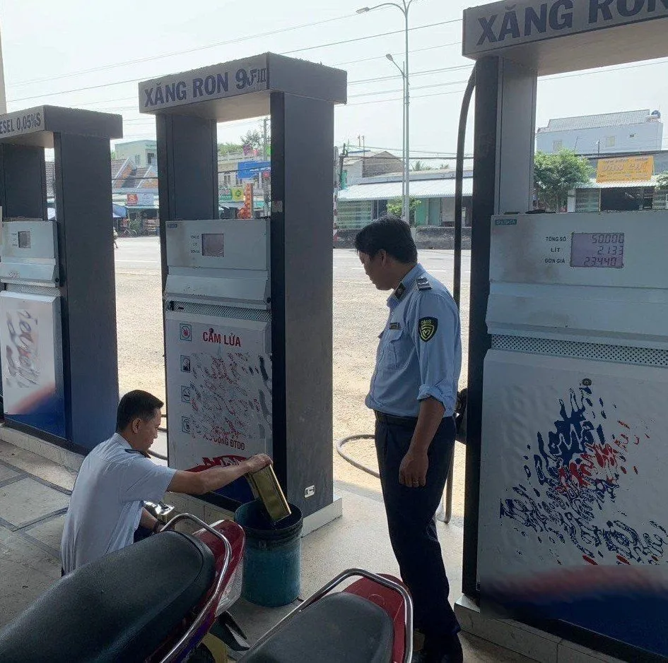 xăng kém chất lượng