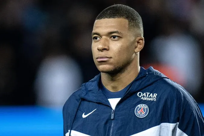 Kylian Mbappe tụt xuống vị trí thứ 2 - Ảnh: Internet