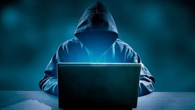 Hacker xâm nhập hệ thống ngân hàng, chiếm đoạt 10 tỷ đồng 1