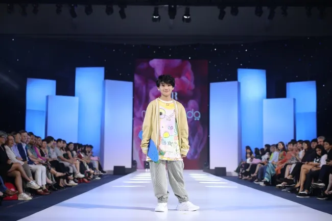 BST “Angels’ Artworks” của NKT Huy Võ muốn mang đến thế giới đầy màu sắc từ những tác phẩm của các bé