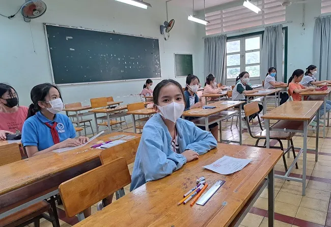 Thí sinh tranh suất vào lớp 6 trường top bằng bài khảo sát 1