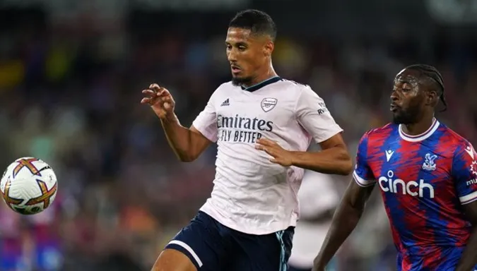 William Saliba cam kết tương lai tại Arsenal - Ảnh: Internet