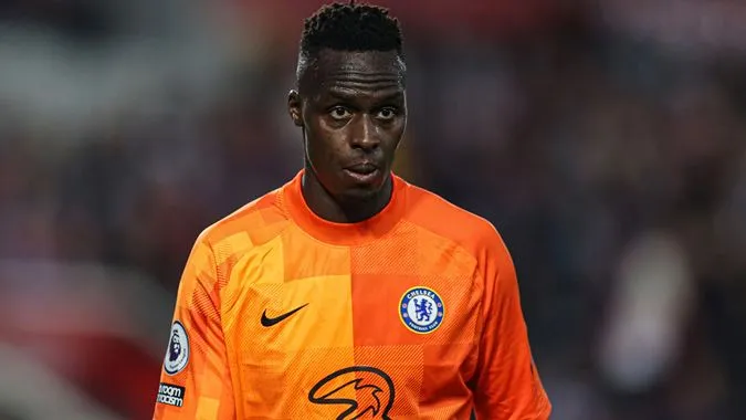 Mendy rời Chelsea trong sự thất vọng - Ảnh: Internet