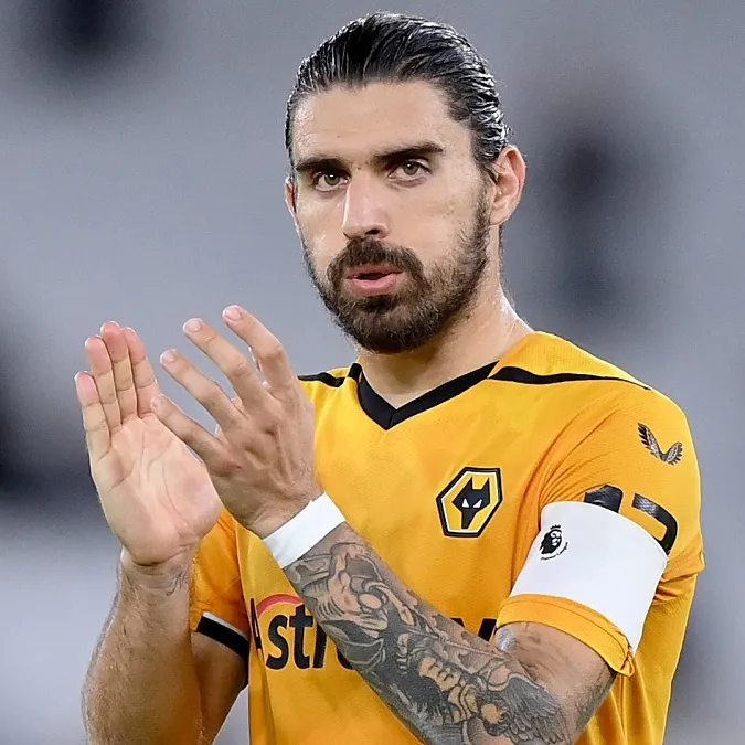 Wolves gần như đổi trực tiếp Neves lấy Cunha