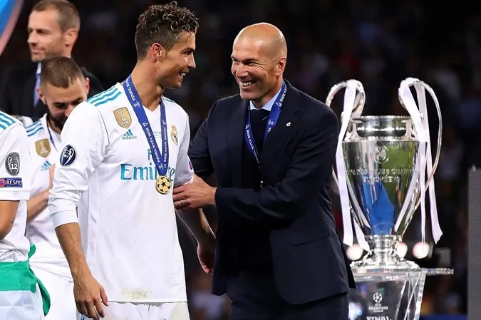 Cựu sao AC Milan cho rằng Ronaldo không cùng đẳng cấp với Zidane - Ảnh: Internet