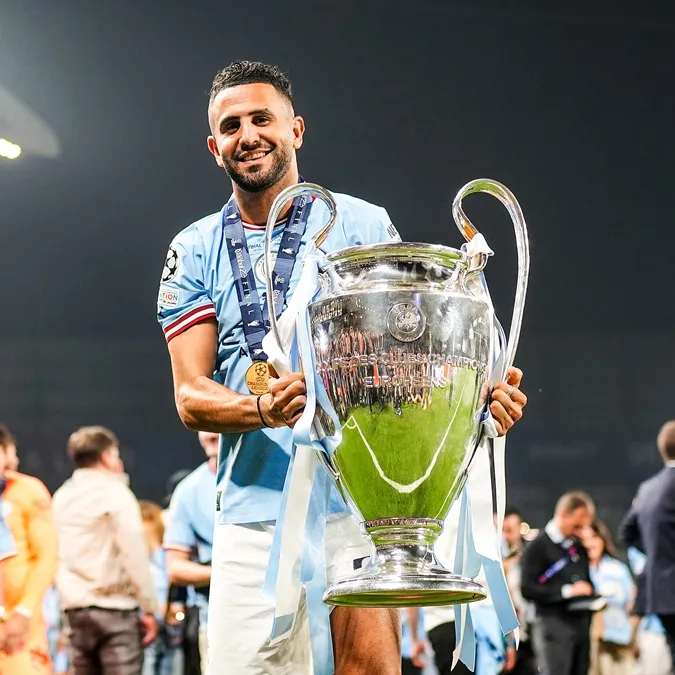 Mahrez đã dành 12 danh hiệu khác nhau với Man City. Ảnh: Internet