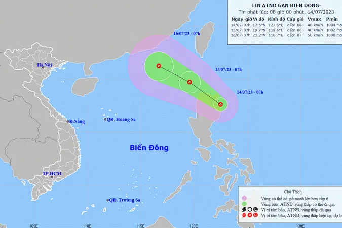 Áp thấp nhiệt đới đang hướng vào Biển Đông 1