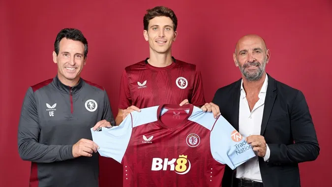 Pau Torres bất ngờ gia nhập Aston Villa - Ảnh: Internet