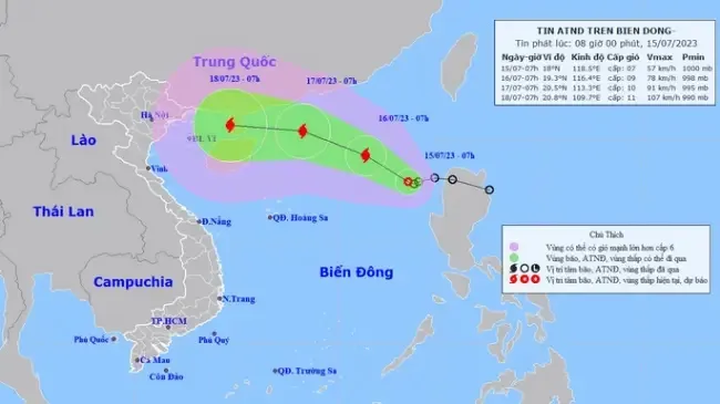 Áp thấp nhiệt đới đang vào Biển Đông và mạnh lên 1