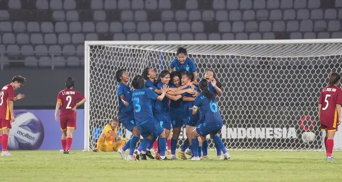 HLV Akira Ijiri tiếc khi U19 nữ Việt Nam hụt chức vô địch bởi hai siêu phẩm