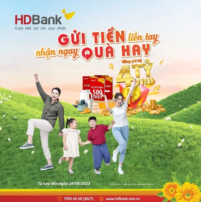 HDBank tặng bộ sản phẩm quà tặng gần 4 tỷ đồng cho khách hàng gửi tiết kiệm 1