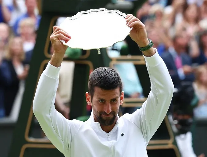 Alcaraz ngăn Djokovic cán mốc 24 Grand Slam để lần đầu vô địch Wimbledon