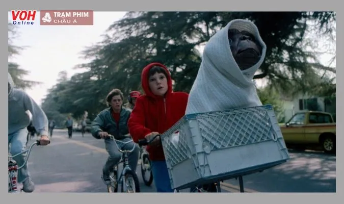 E.T. the Extra-Terrestrial - E.T. Người Ngoài Hành Tinh (1982)