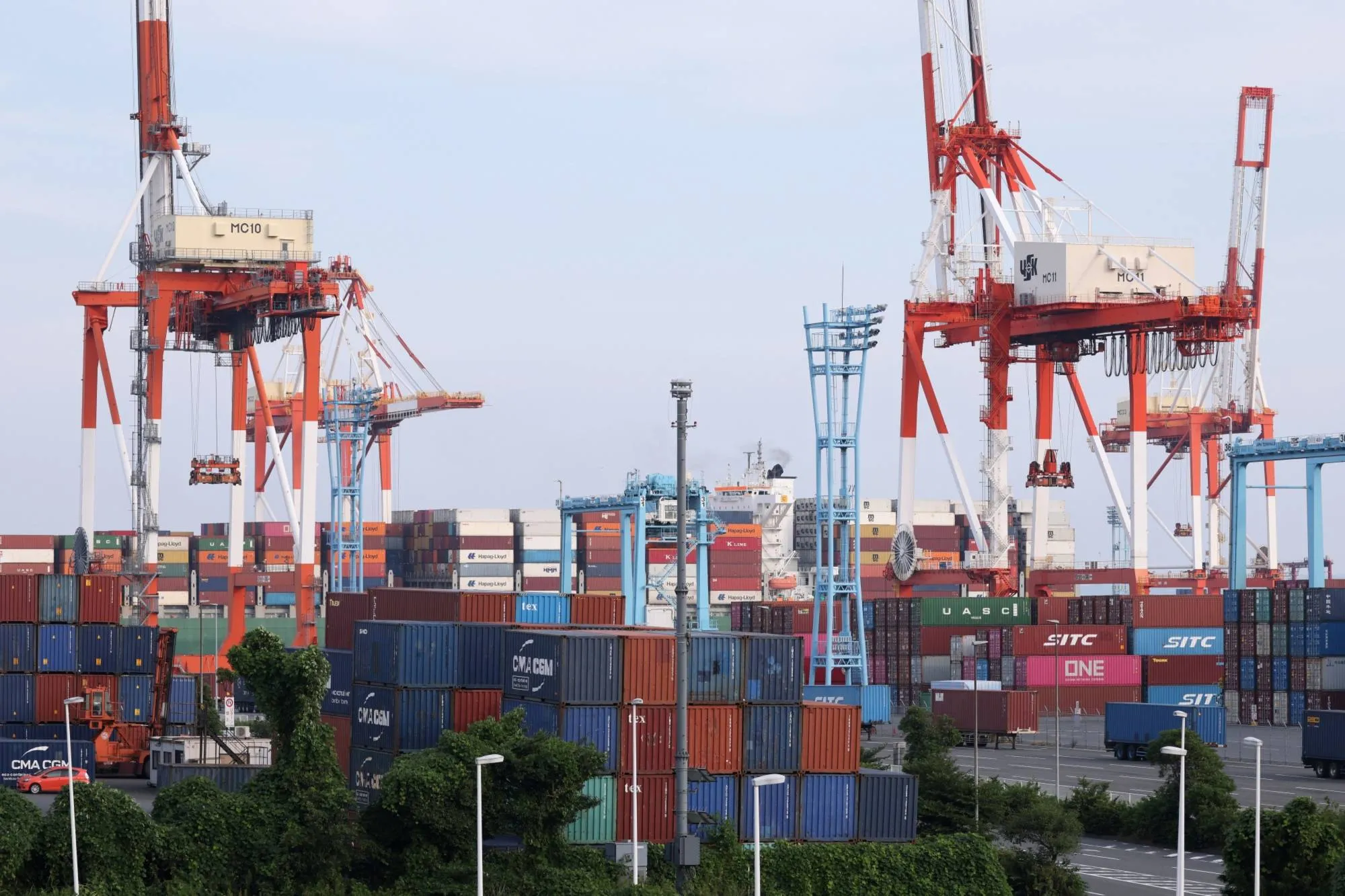 Hàng xuất khẩu tại 1 cảng của Nhật 