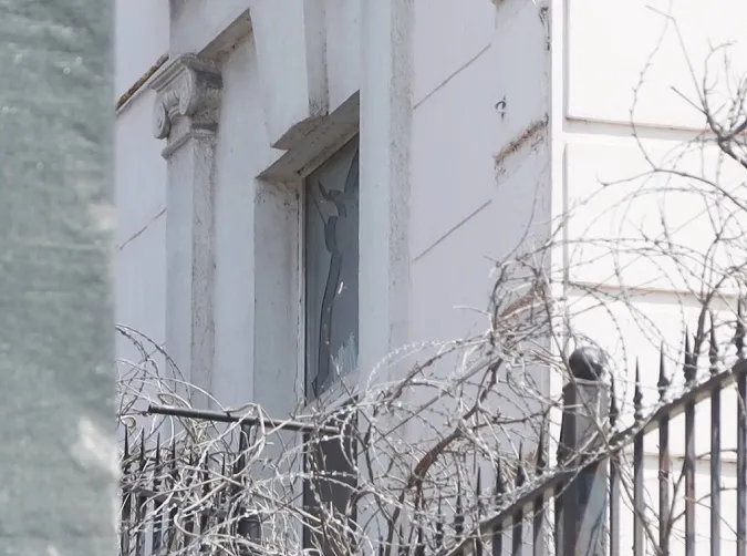 Tổng lãnh sự quán Trung Quốc “rung chuyển” sau đợt không kích nhằm vào Odessa, Ukraine 1