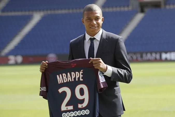 PSG nói họ đã cưu mang Mbappe từ khi anh còn tuổi niên thiếu. Ảnh: Internet