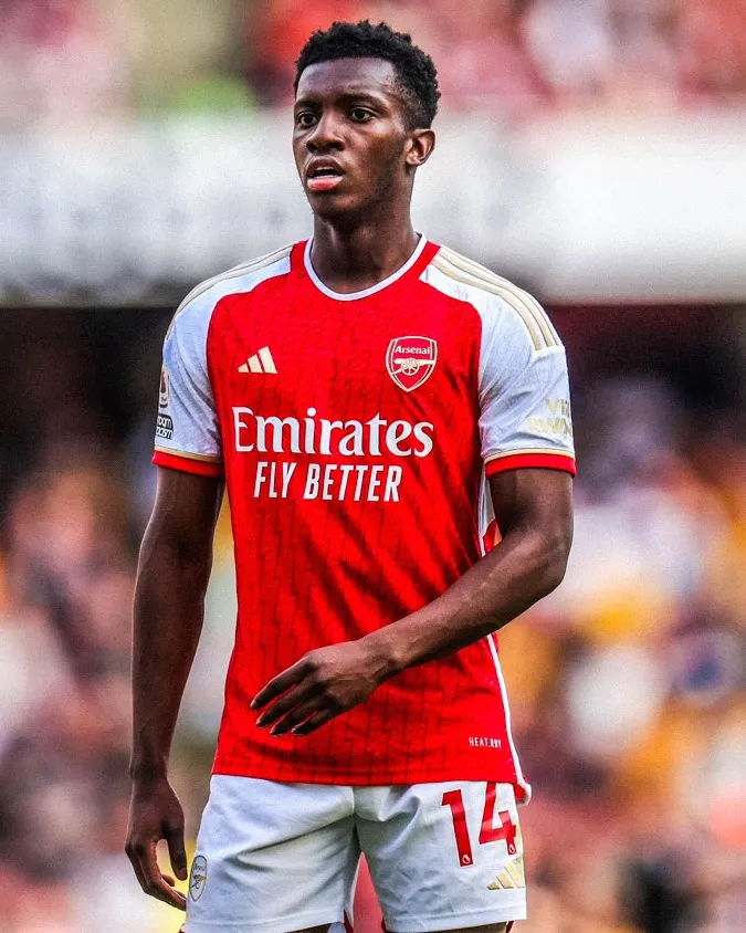 Eddie Nketiah đã có mùa giải 2022-23 khá chất lượng trong màu áo Arsenal. Ảnh: Internet