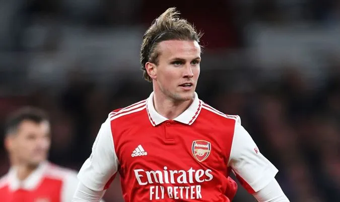 Rob Holding để ngỏ khả năng chia tay Arsenal - Ảnh: Internet