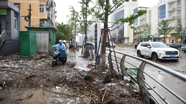 Trung Quốc: Mưa lũ kéo dài gây thiệt hại nghiêm trọng về người và tài sản 1