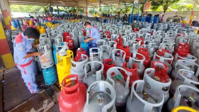 Giá gas hôm nay 3/8/2023: Thế giới giảm, trong nước tăng 1