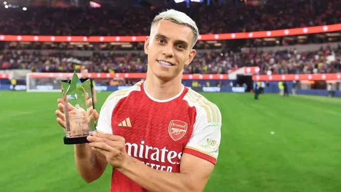 Trossard được kỳ vọng là cầu thủ hay nhất của Arsenal mùa tới