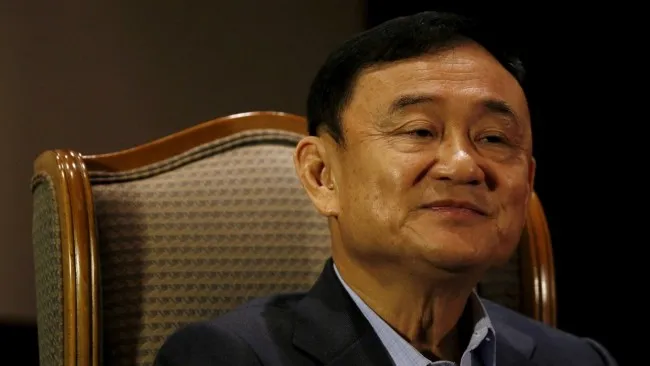 Cựu thủ tướng Thaksin Shinawatra hoãn ngày về Thái Lan 1