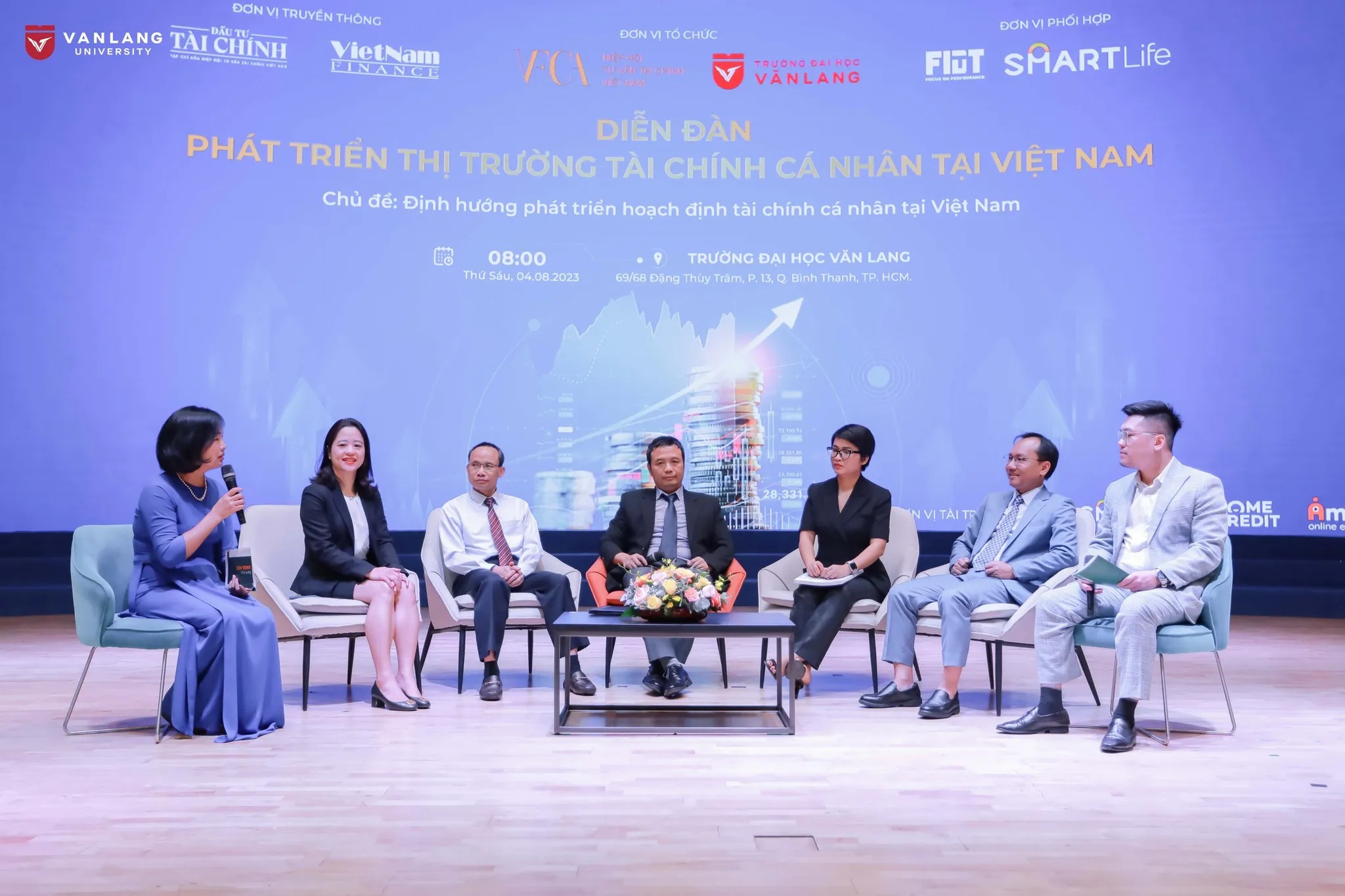 Chuyên gia Cấn Văn Lực: phải biết hoạch định phân bổ tài chính cá nhân ngay từ THPT 1