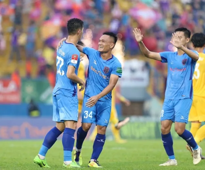 Bình Dương đứng trước cơ hội cực lớn để trụ hạng. Ảnh: Internet