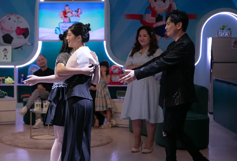 Ca sĩ Lâm Hùng day dứt vì 