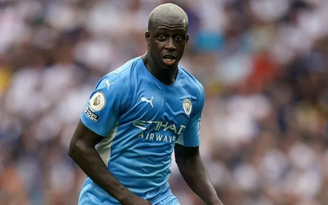 Benjamin Mendy sẵn sàng kiện Man City nếu không đòi được tiền lương cũ. Ảnh: Internet