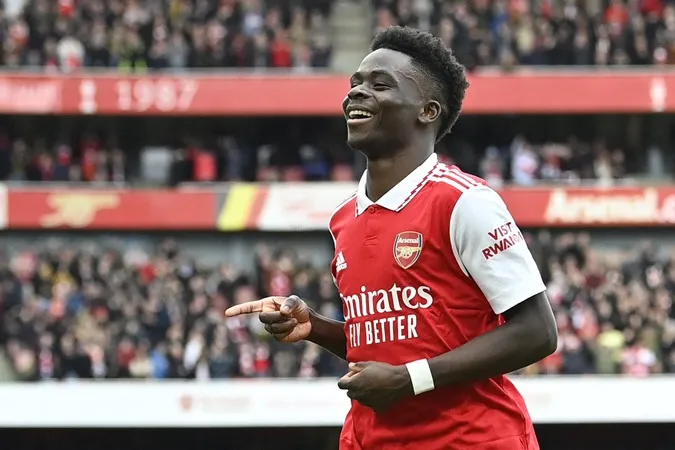 Bukayo Saka vẫn là ngòi nổ nguy hiểm nhất bên phía Arsenal - Ảnh: Internet