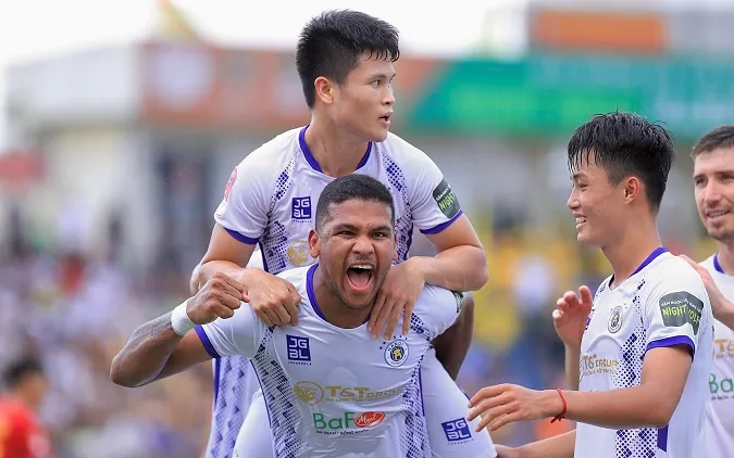 Kết quả V-League 2023 Thanh Hóa vs Hà Nội: Ngoại binh lập hat-trick, cuộc đua vô địch chưa ngã ngũ