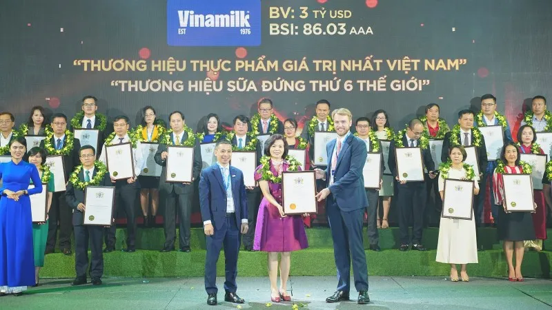 Giá trị thương hiệu Vinamilk thăng hạng đạt mốc 3 tỷ USD, dẫn đầu ngành thực phẩm 1