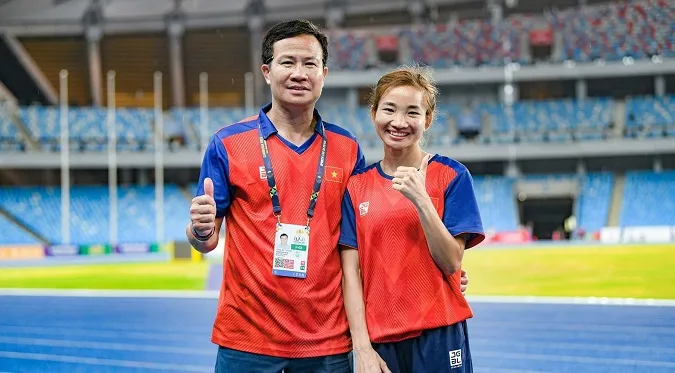 Nguyễn Thị Oanh phá kỷ lục cá nhân tại giải thế giới, HLV của cô nói gì?