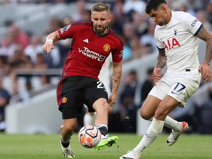 Luke Shaw là cái tên mới nhất gia nhập danh sách bệnh binh của MU - Ảnh: Internet