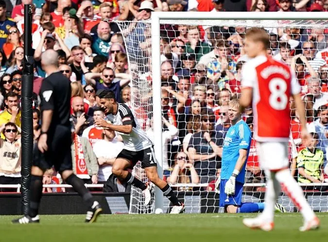 Arsenal đi vào lịch sử Ngoại hạng Anh với thành tích chẳng ai dám giành 1