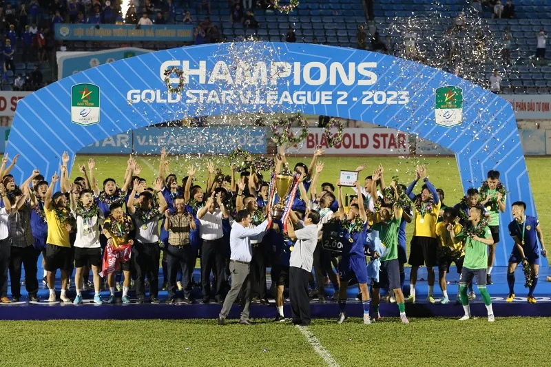 CLB Quảng Nam vô địch Giải hạng nhất, trở lại V-League sau 3 năm xuống hạng