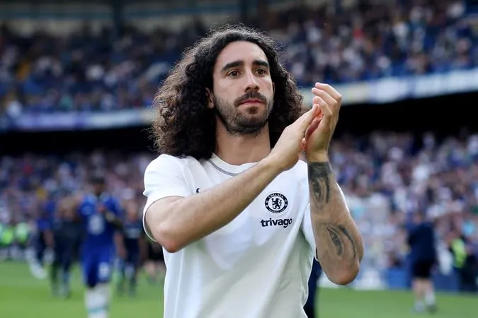 Marc Cucurella đã mất suất đá chính vào tay Ben Chilwell - Ảnh: Internet