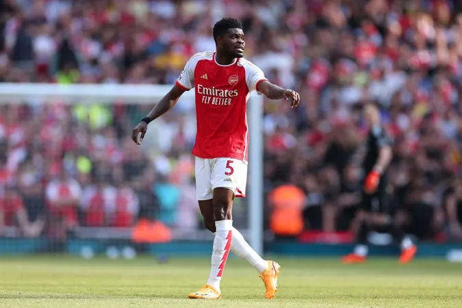 Thomas Partey được Mikel Arteta đảm bảo tương lai tại Arsenal - Ảnh: Internet